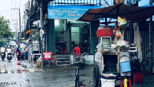 Đêm Sài Gòn nhớ tiếng hủ tiếu gõ