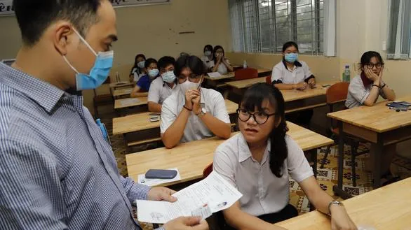 Sáng nay (10/08), thí sinh thi bài tổ hợp Khoa học tự nhiên, Khoa học xã hội