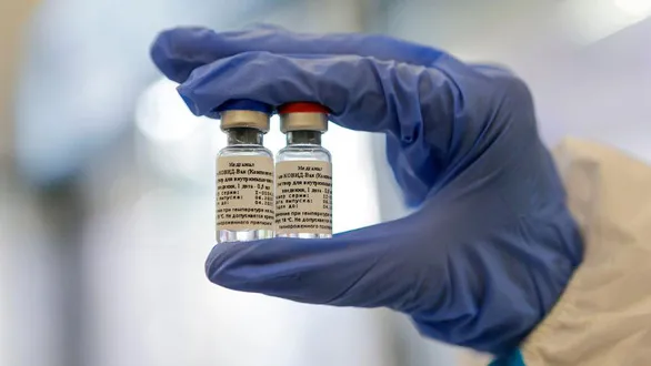 Bộ Y tế đã đăng ký mua vắcxin phòng COVID-19 của Nga và Anh