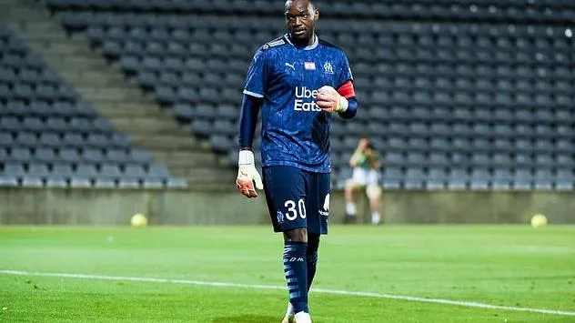 Lùi thời gian khai mạc Ligue 1