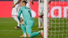 Thủ môn Ter Stegen báo tin buồn cho Barca