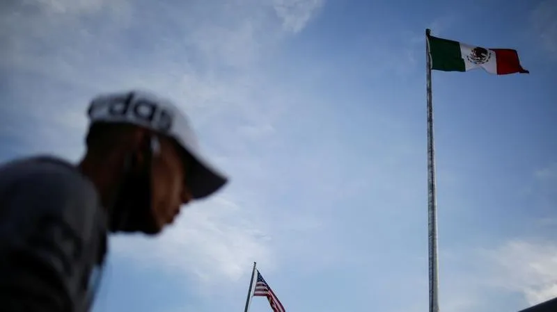 Mexico chỉ trích ý tưởng đánh thuế xe qua biên giới của Tổng thống Trump