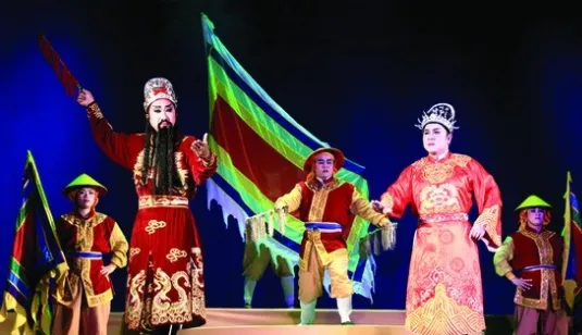 Để sân khấu hấp dẫn, cần lắng nghe khán giả