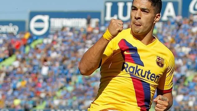 Juventus quyết tâm mua bằng được Luis Suarez