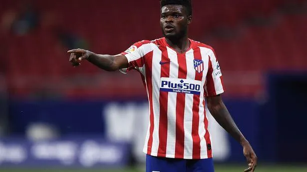 Arsenal có đối thủ lớn vụ Thomas Partey