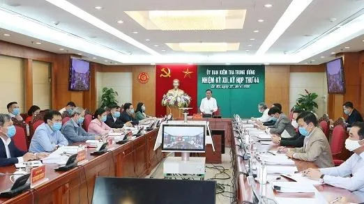 Cảnh cáo ông Trần Ngọc Căng nguyên Chủ tịch UBND tỉnh Quảng Ngãi