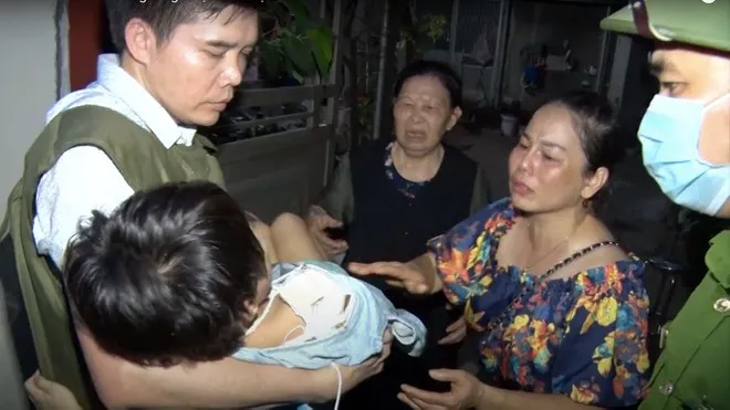 Bắt giữ người cha bạo hành con gái 6 tuổi ở Bắc Ninh
