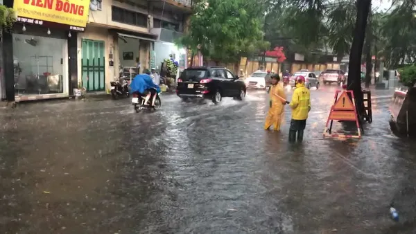 Dự báo thời tiết hôm nay 12/9: Hà Nội có mưa rào và dông