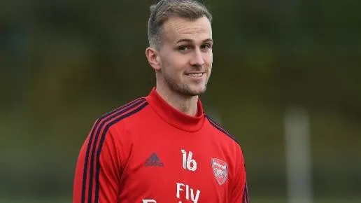 Arsenal sẵn sàng bán Rob Holding ở Hè 2020