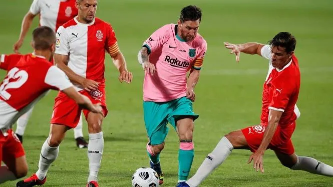 Bất ngờ: Messi có thể bỏ lỡ trận Siêu kinh điển