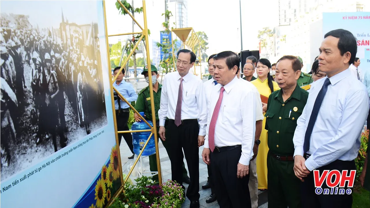 TPHCM khai mạc triển lãm Sáng mãi danh hiệu vẻ vang Thành đồng Tổ quốc