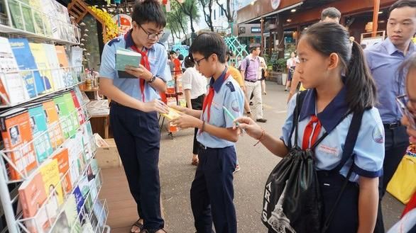 Hoạt động giáo dục ngoài giờ lên lớp là nội dung giáo dục trong chương trình chính khoá