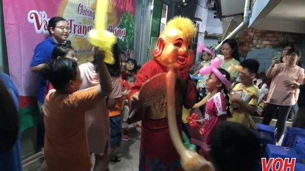 Vầng trăng yêu thương dành cho con em công nhân lao động khó khăn