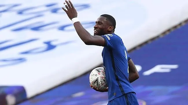 Tottenham muốn gây sốc với Antonio Rudiger