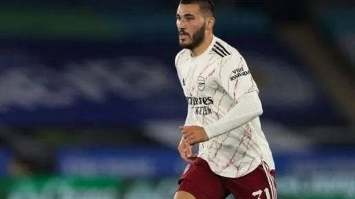 Sead Kolasinac chuẩn bị cập bến Bundesliga