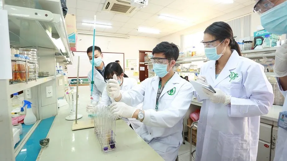 Lần đầu tiên tại Việt Nam: Đi học được trả lương