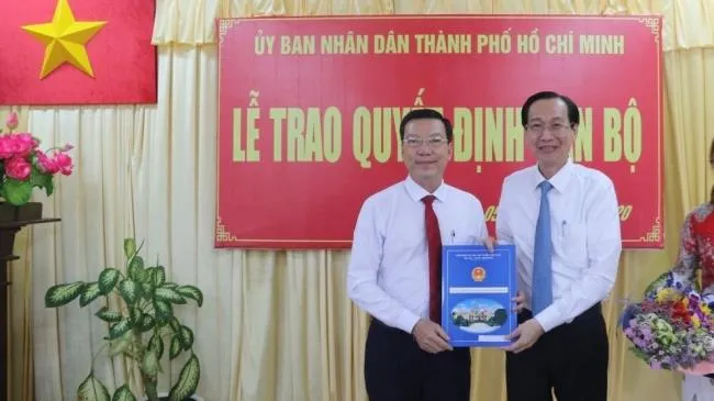 Ông Nguyễn Văn Hồng giữ chức Chủ tịch UBND huyện Cần Giờ