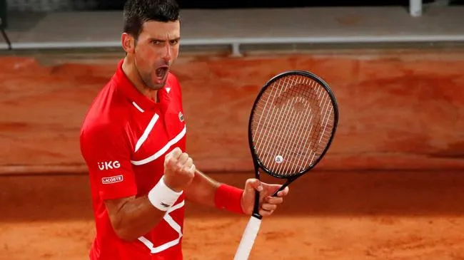 Roland Garros 2020: Djokovic cân bằng kỷ lục của Nadal - Tsitsipas xuất sắc vượt qua vòng 4