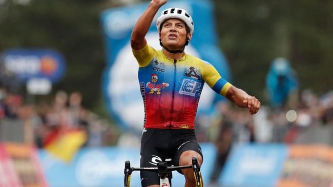 Giro DItalia 2020: Cua-rơ Jonathan Caicedo về nhất chặng 3