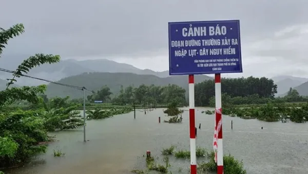 Tình hình mưa lũ: 37 xã bị ngập sâu, 11 người chết và mất tích.