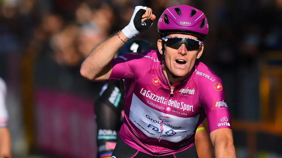 Giro D’Italia 2020: Cua-rơ Arnaud Demare về nhất chặng 7