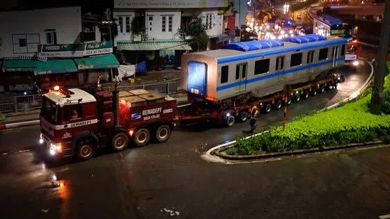 3 toa tàu metro số 1 đã về đến depot Long Bình