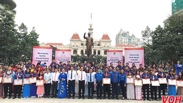 Tuyên dương 63 gương cán bộ, công chức, viên chức trẻ, giỏi, thân thiện năm 2020