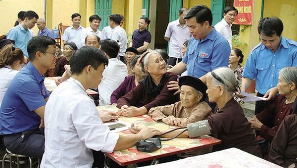 Chăm sóc sức khỏe người cao tuổi, thích ứng với già hóa dân số