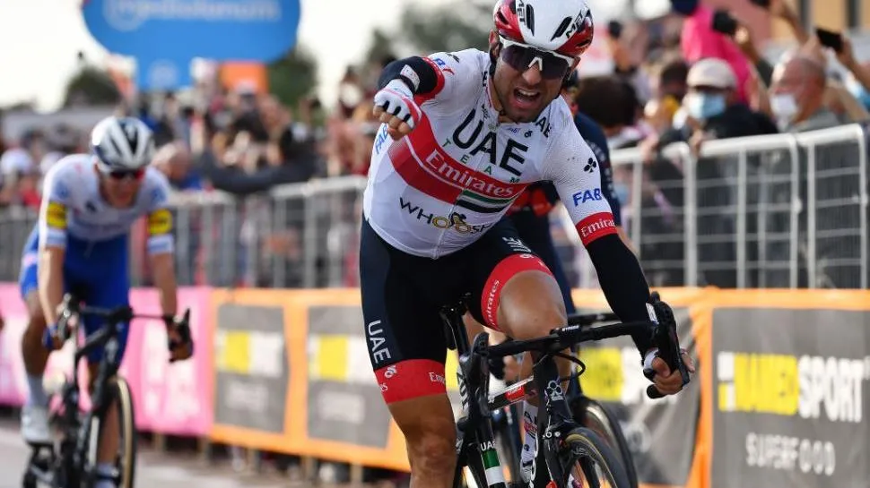 Giro DItalia 2020: Cua-rơ Diego Ulissi về nhất chặng 13