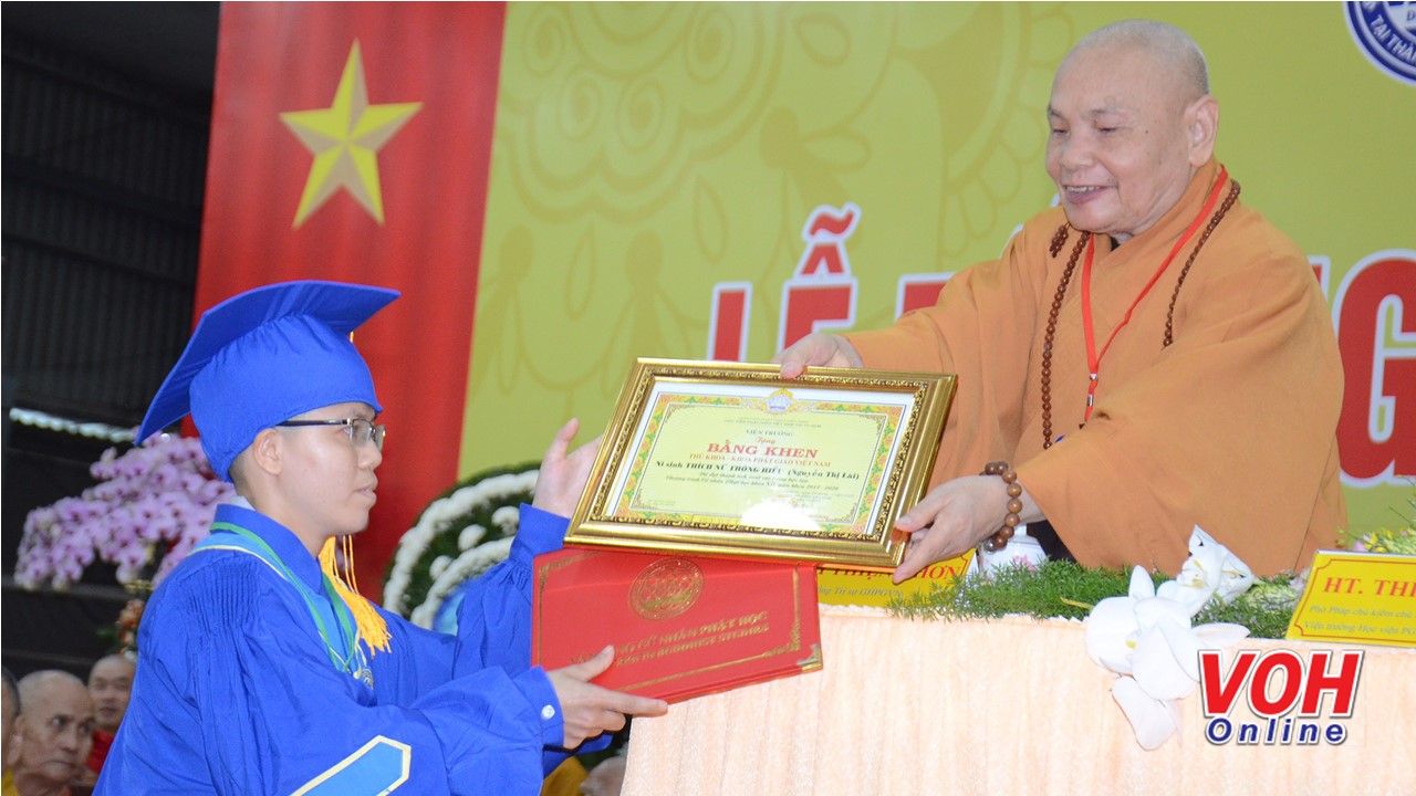 Hơn 800 cử nhân và thạc sĩ Phật học tốt nghiệp năm học 2020