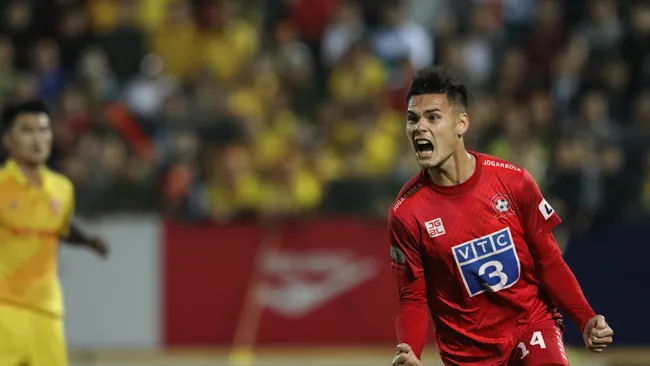 Hải Phòng chính thức trụ hạng sau màn rượt đuổi tỉ số với Nam Định