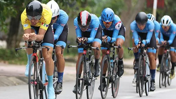 Cuộc đua xe đạp VTV cúp: Loic Desriac bảo vệ thành công áo vàng