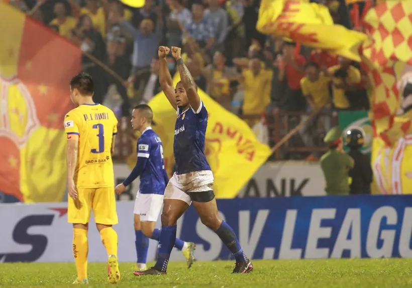 Kết quả V-League 2020: Hơn Quảng Nam hiệu số bàn thắng, Nam Định trụ hạng thành công