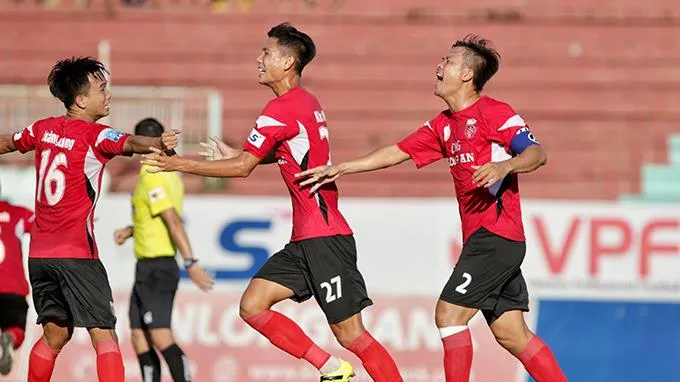 Giải hạng nhất quốc gia 2020: Thất bại trước Long An, Đồng Tháp xuống hạng nhì