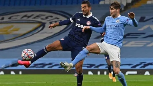 Pep Guardiola đánh giá cao sự trở lại của John Stones