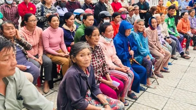 Thêm 2 tỷ đồng cứu trợ đồng bào tỉnh Quảng Ngãi vùng lũ lụt