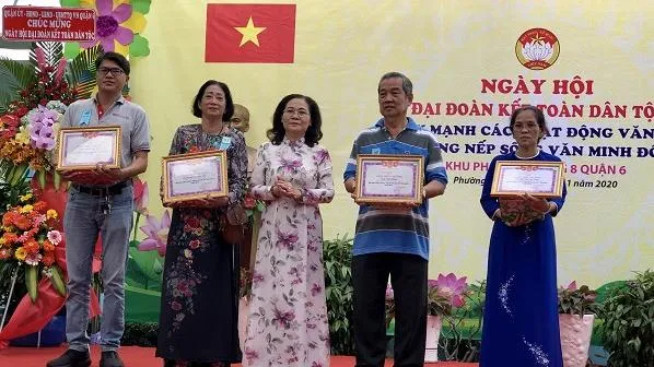 Khu phố 1, Phường 8, Quận 6 phát huy tình làng nghĩa xóm, giúp nhau làm kinh tế