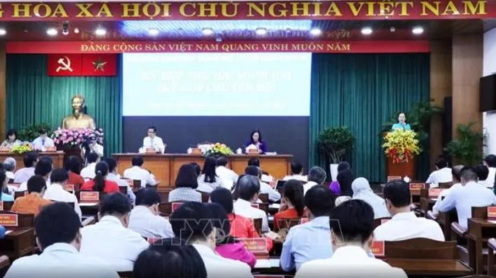 Đại biểu HĐND TPHCM thông qua các tờ trình của UBND Thành phố