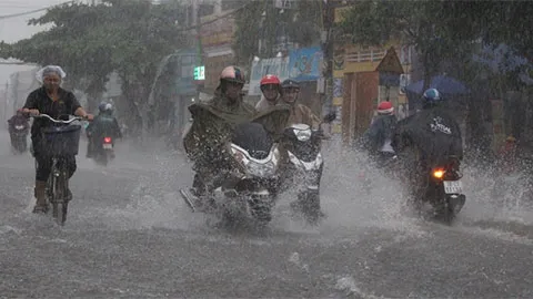 Dự báo thời tiết hôm nay 12/11: Các tỉnh miền Trung có mưa to