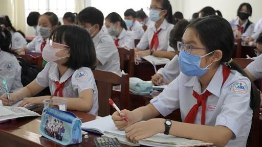 Bộ GD-ĐT đề nghị giữ nguyên mức học phí hiện nay ở tất cả các cấp học