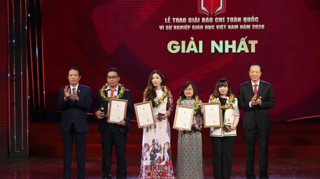 Trao giải báo chí toàn quốc “Vì sự nghiệp Giáo dục Việt Nam” năm 2020