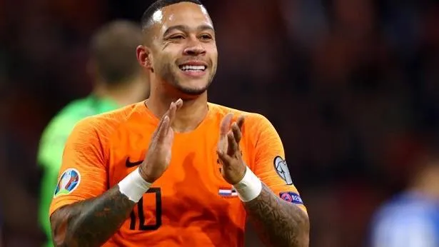 Memphis Depay lên tiếng về khả năng tới Barca