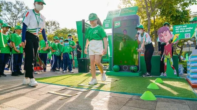 Sôi nổi Ngày hội đi bộ truyền cảm hứng tập luyện thể thao