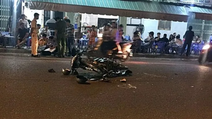 Tin tức tai nạn giao thông hôm nay 27/11: Diễn phun lửa trước quán nhậu, thiếu nữ 18 tuổi bị tông tử vong