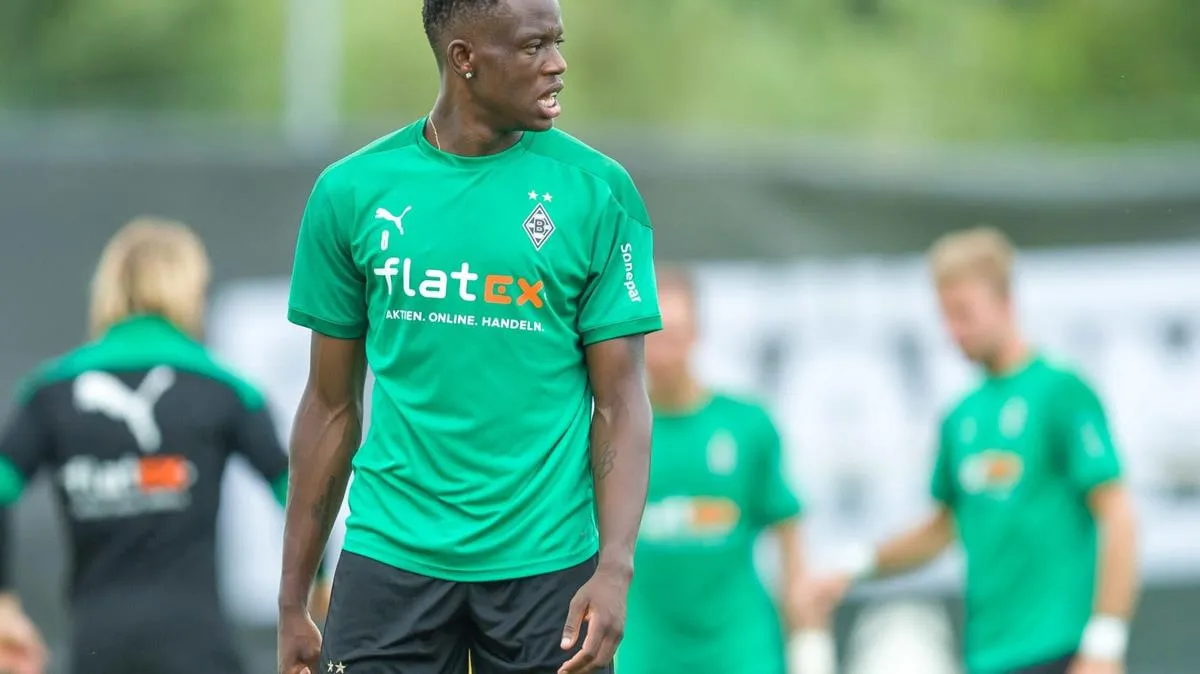 Man City nhảy vào cuộc đua giành sao Gladbach