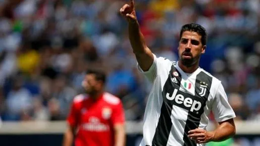 Sami Khedira làm rõ khả năng khoác áo Tottenham