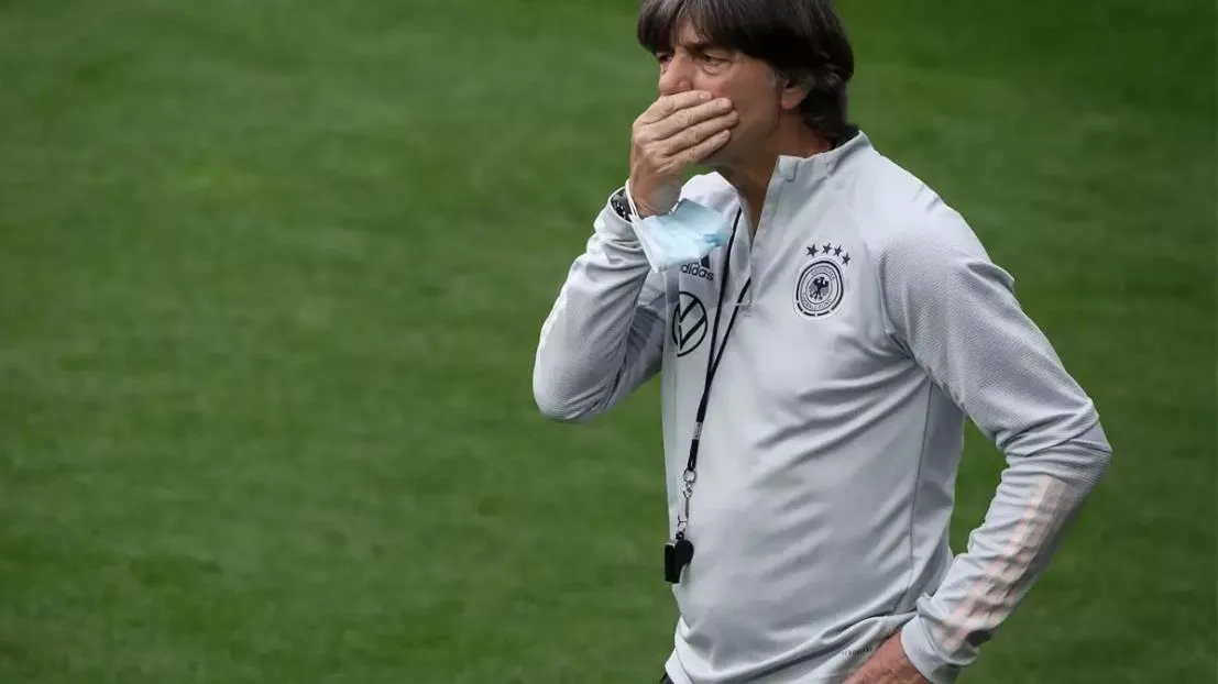 LĐBĐ Đức chính thức chốt tương lai HLV Joachim Loew