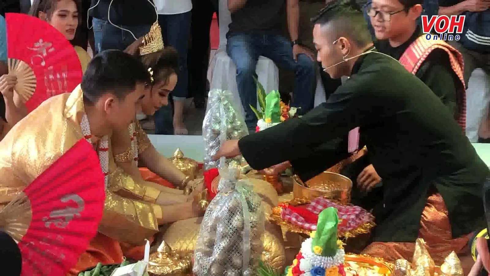 Tái hiện lễ cưới truyền thống của đồng bào Khmer Nam bộ giữa lòng thành phố phồn hoa