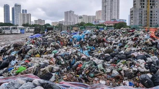 Thủ tướng chỉ thị cấp bách tăng cường quản lý chất thải rắn