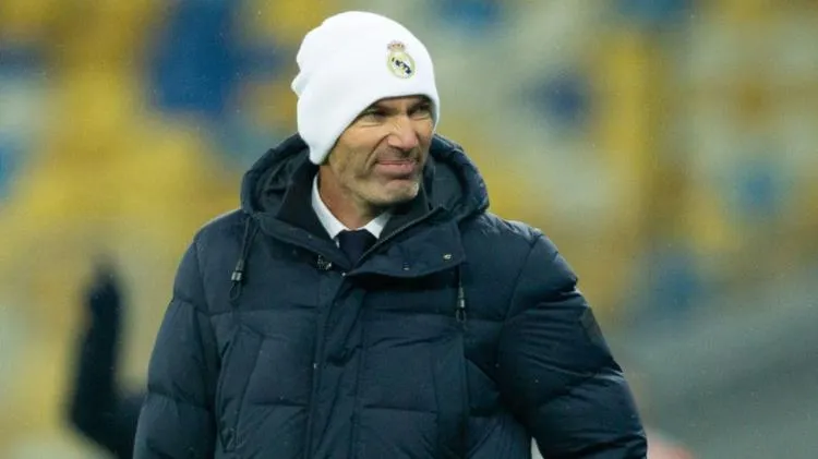 Zidane khẳng định không từ chức